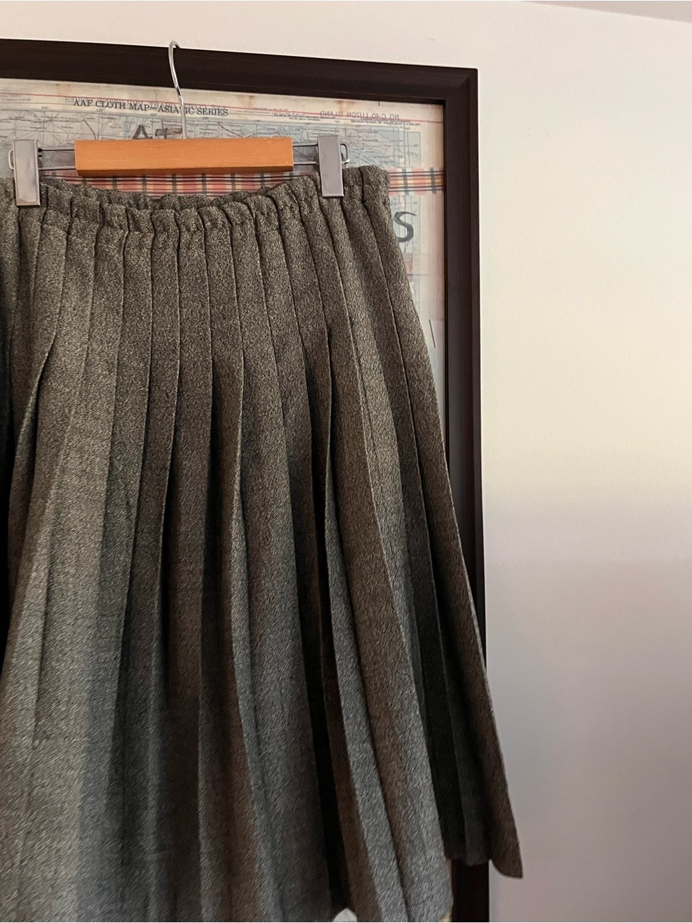 Vintage 100% Wool Franco Mirabelli Drop-Waist Pleated Pull-on Midi Skirt M/L